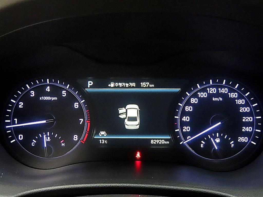 Genesis G80 - Vista 8