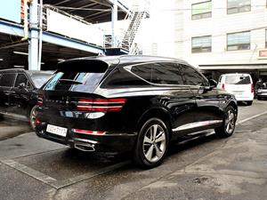 Genesis GV80 - Vista 8