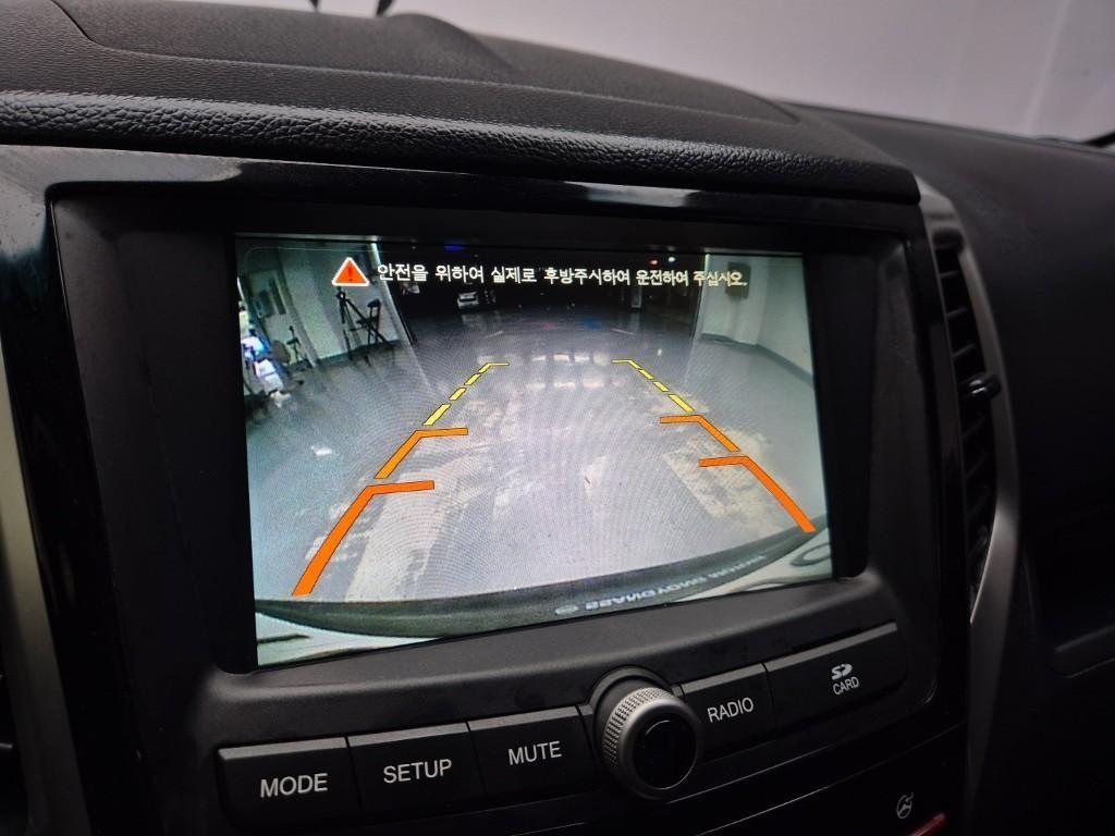 Ssangyong Tivoli - Vista 8