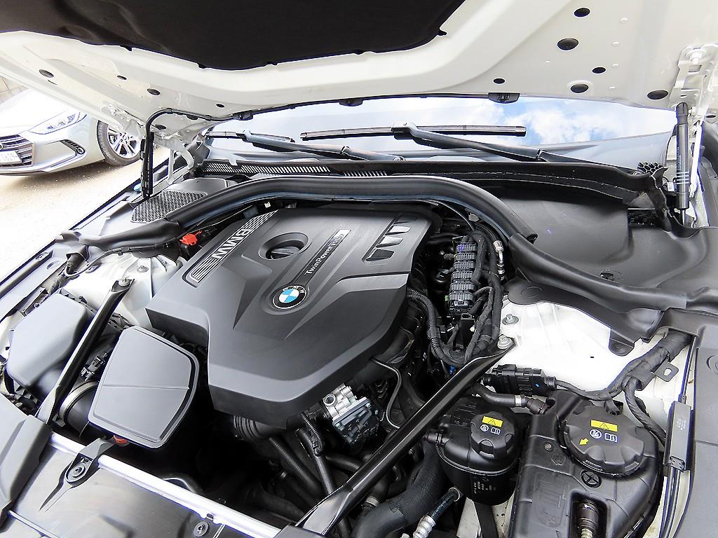 BMW 5 Series 2017 Blanco - Importación desde Corea - HF Imports Iquique - Foto 19