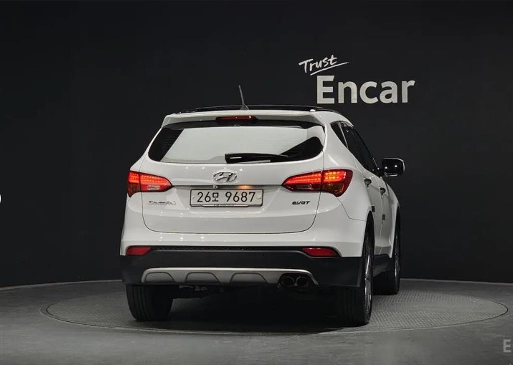 HYUNDAI Santa Fe - Vista 4