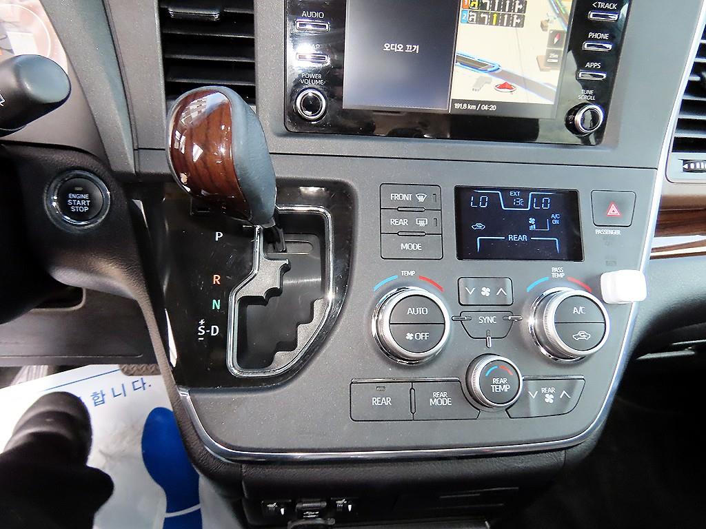 Toyota Siena - Vista 10