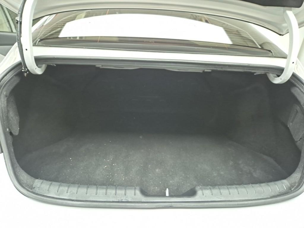 HYUNDAI Avante 2021 Blanco - Importación desde Corea - HF Imports Iquique - Foto 18