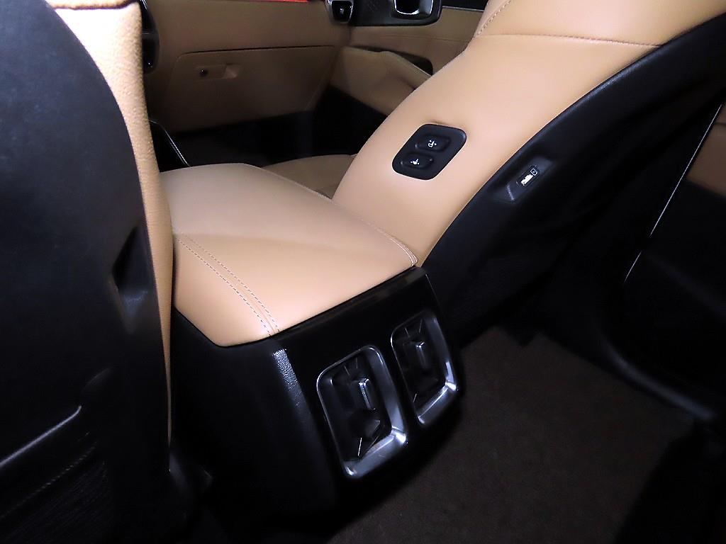 KIA Sorento 2023 Blanco - Importación desde Corea - HF Imports Iquique - Foto 13