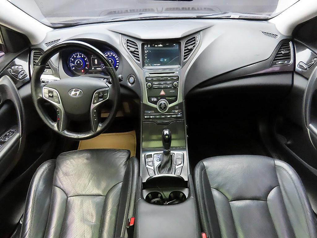 HYUNDAI Grandeur - Vista 8