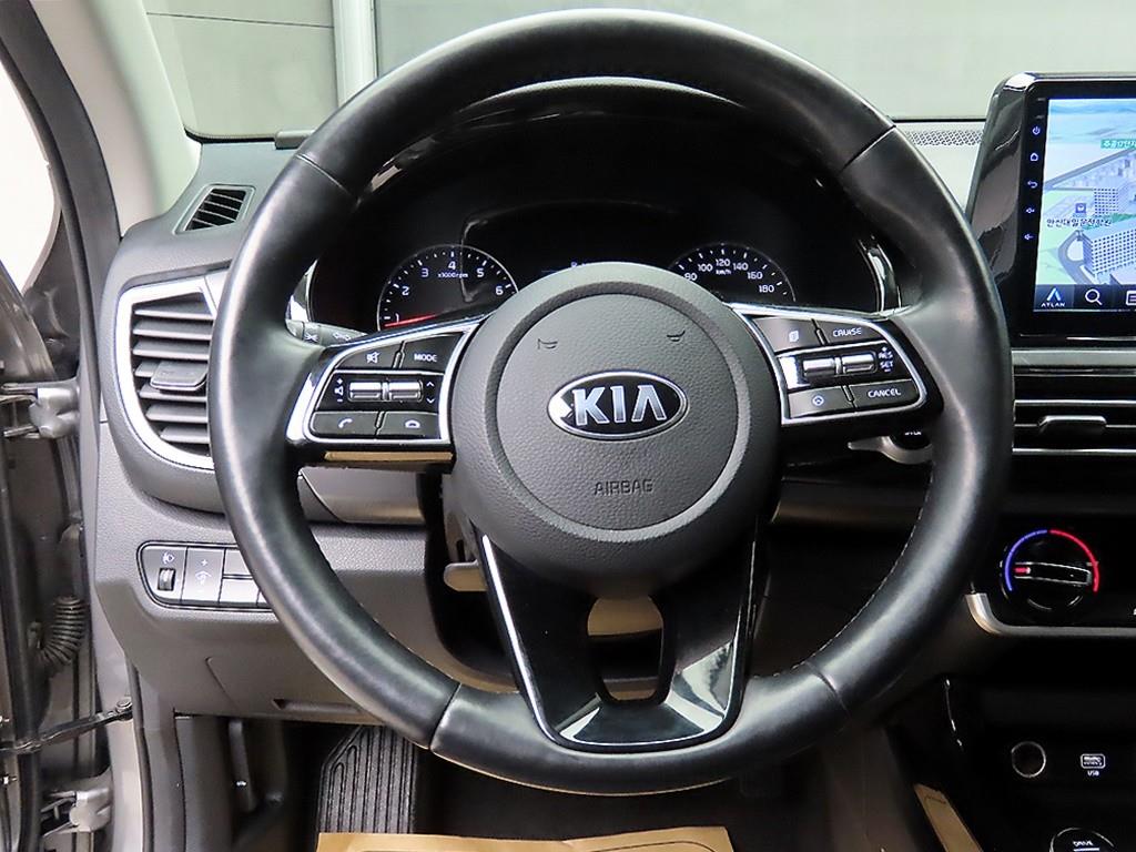KIA Seltos - Vista 9