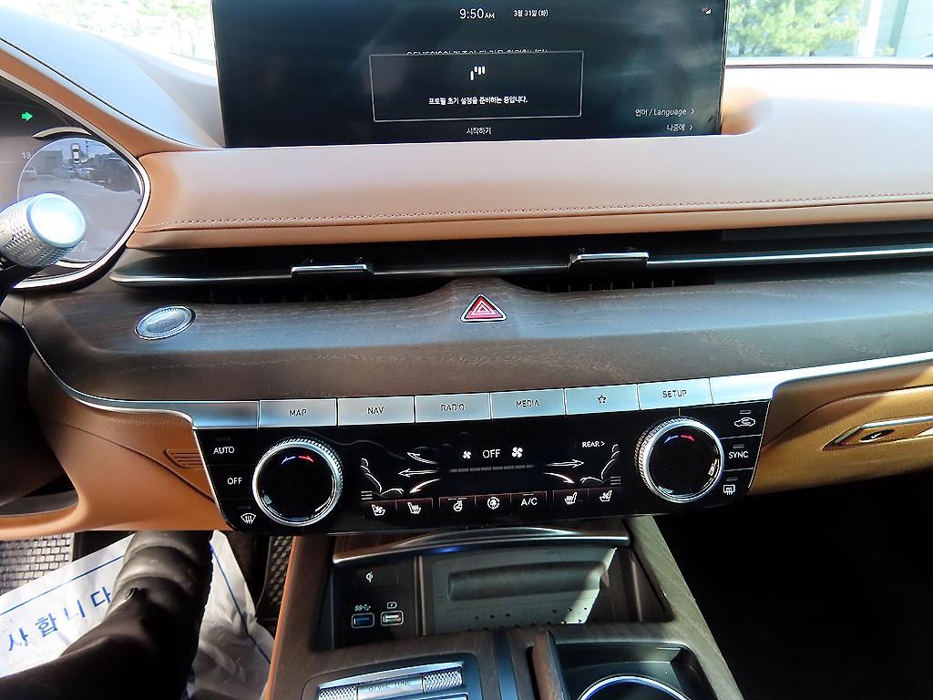 Genesis G80 - Vista 12