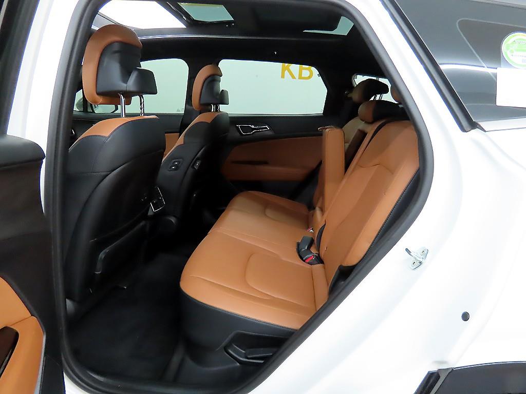 KIA Sportage - Vista 6