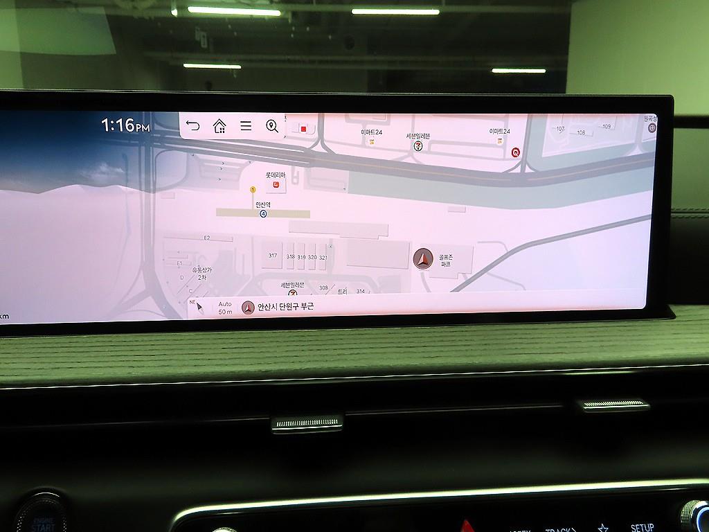 Genesis GV80 - Vista 9