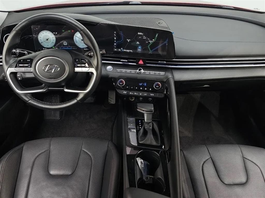 HYUNDAI Avante - Vista 7