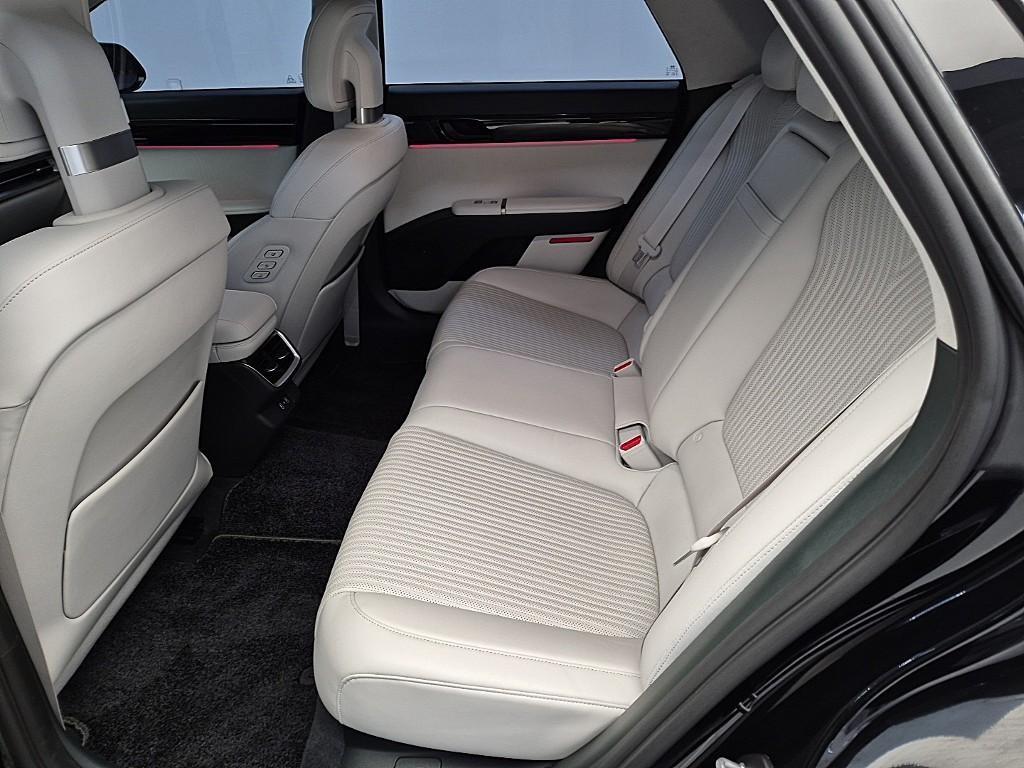 HYUNDAI Grandeur - Vista 12