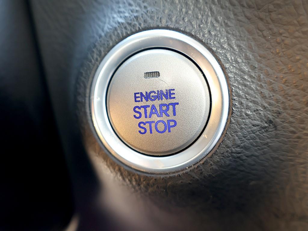 HYUNDAI Genesis 2012 Negro - Importación desde Corea - HF Imports Iquique - Foto 10