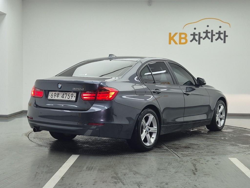 BMW 3 series - Vista 4