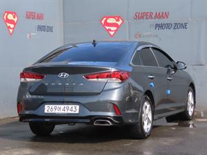 HYUNDAI Sonata - Vista 8