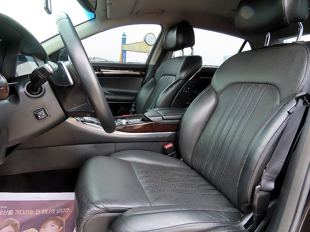 Genesis EQ900 - Vista 5