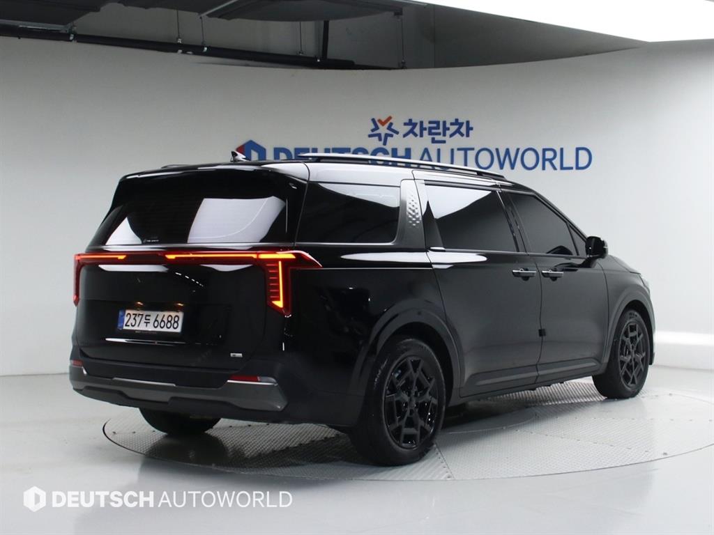 KIA Carnival - Vista 2