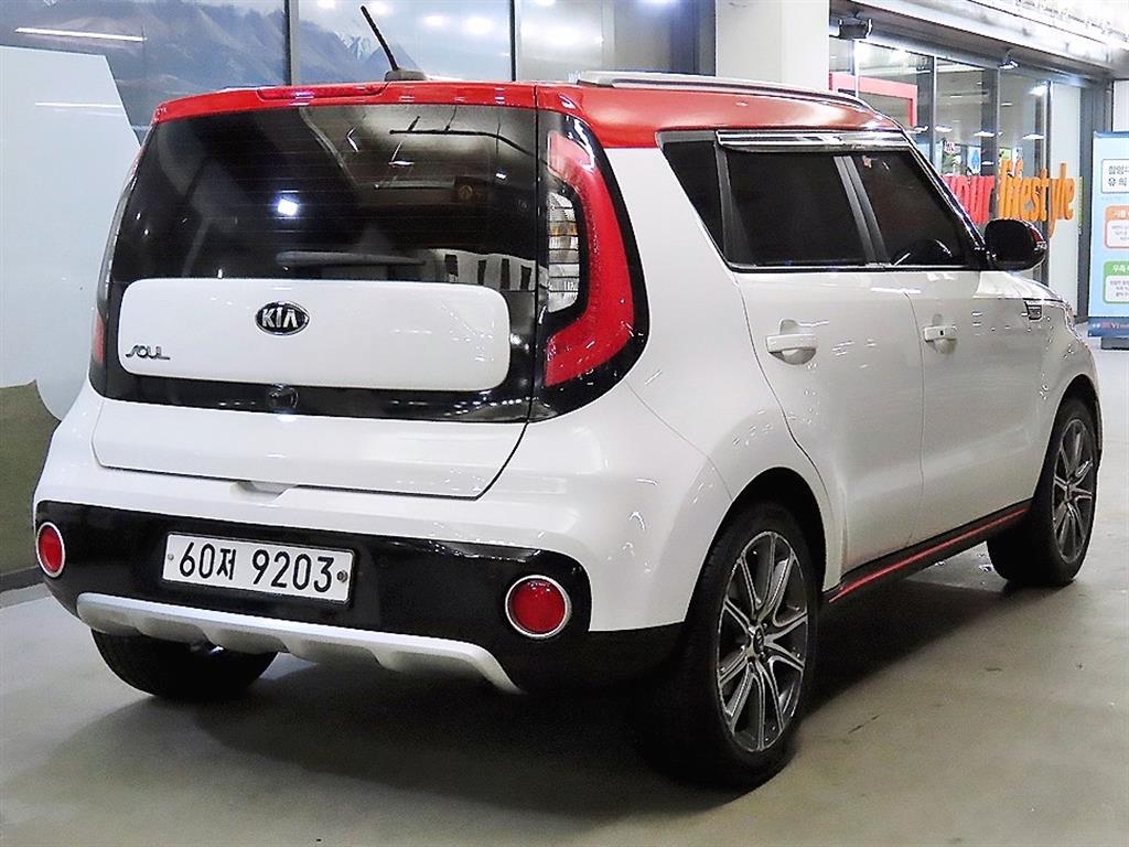 KIA Soul - Vista 4