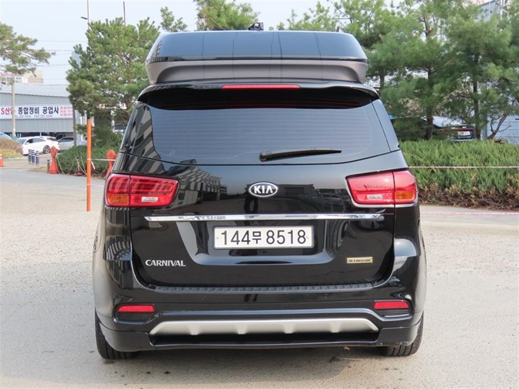 KIA Carnival - Vista 7