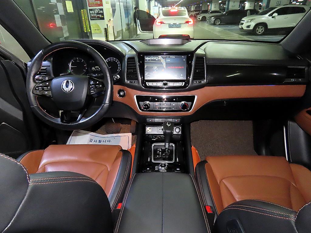 Ssangyong Rexton - Vista 10