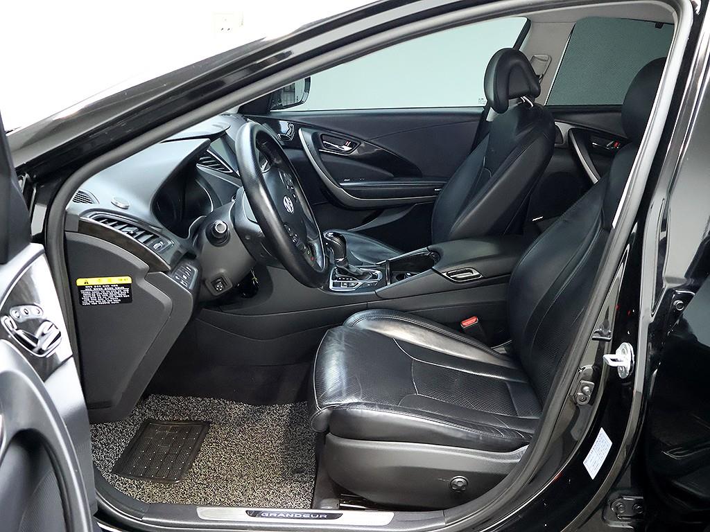 HYUNDAI Grandeur 2016 Negro - Importación desde Corea - HF Imports Iquique - Foto 11