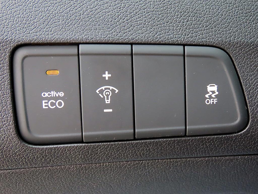 HYUNDAI Avante 2015 Blanco - Importación desde Corea - HF Imports Iquique - Foto 14