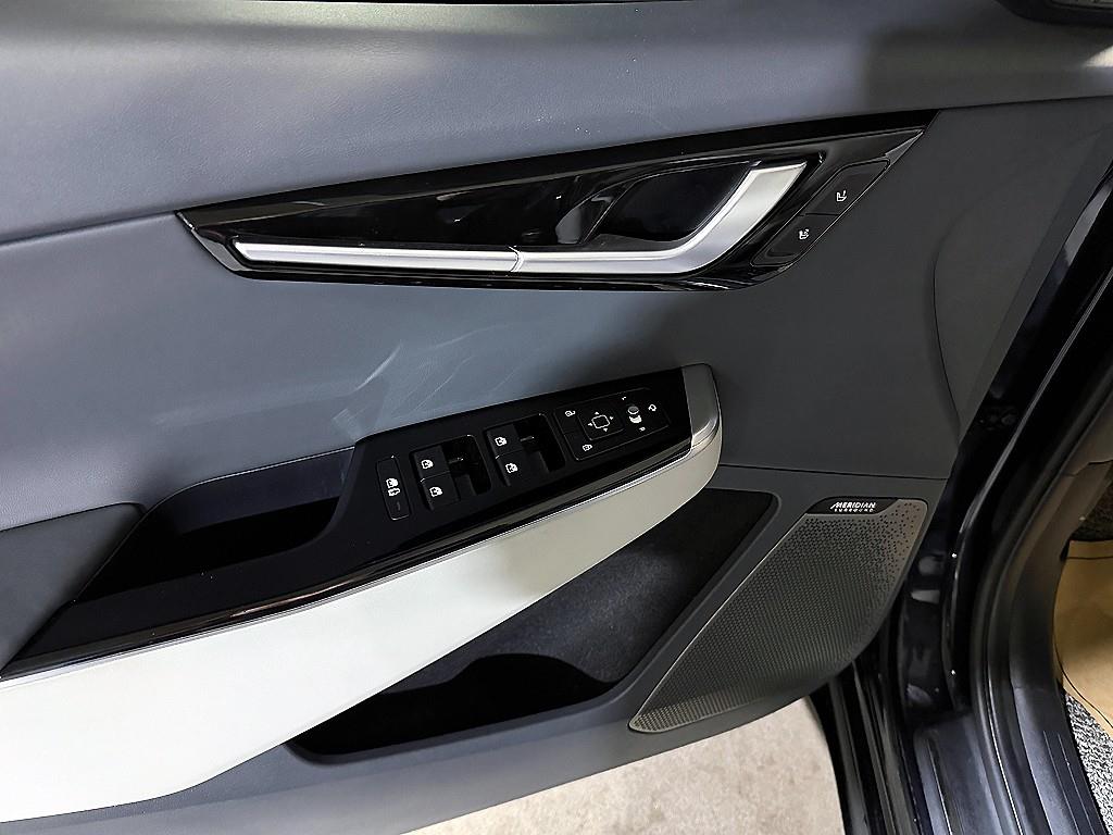 KIA EV6 2022 Negro - Importación desde Corea - HF Imports Iquique - Foto 13