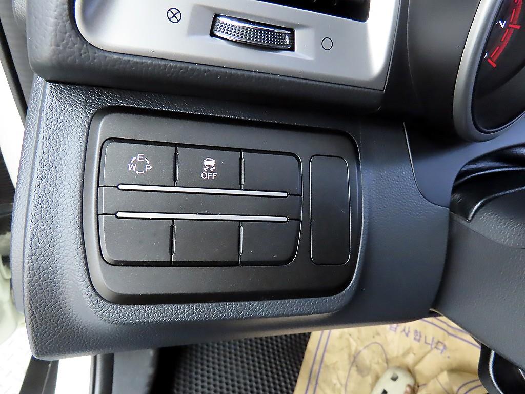 Ssangyong Tivoli - Vista 12