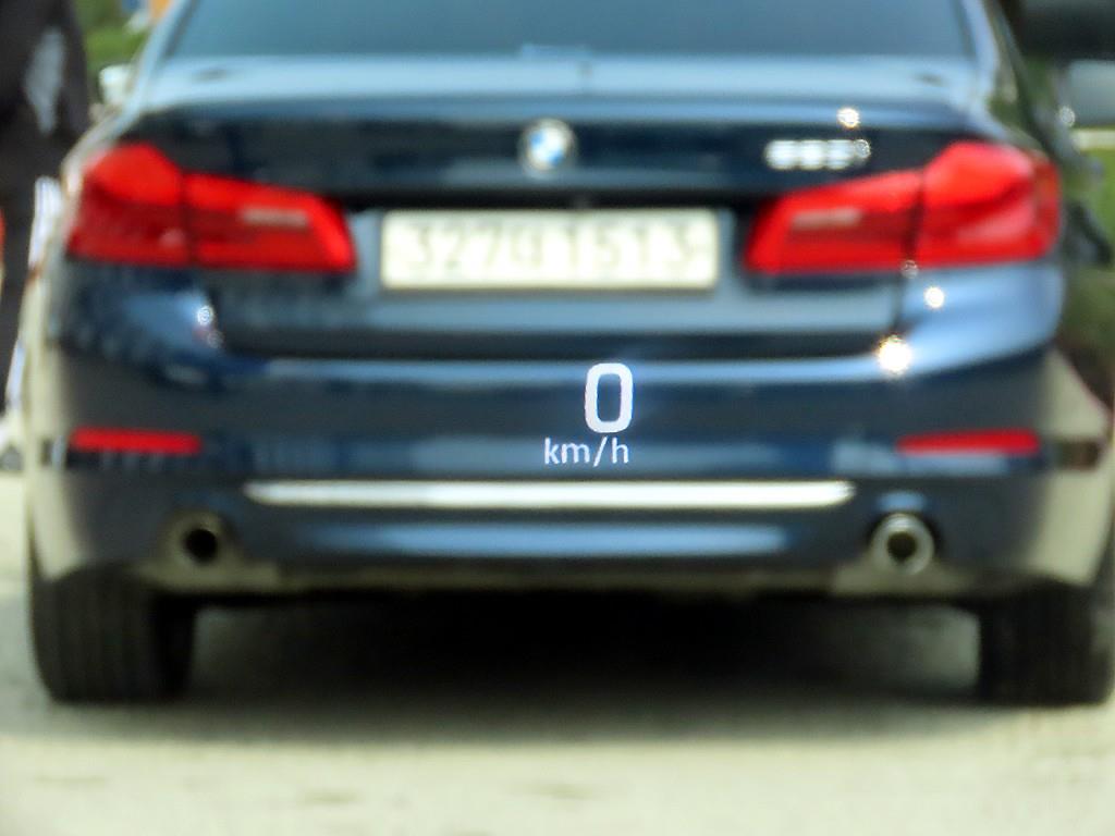 HYUNDAI Equus - Vista 10