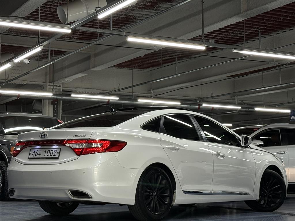 HYUNDAI Grandeur - Vista 3