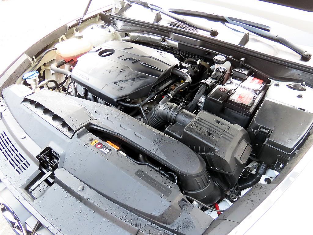 HYUNDAI Sonata 2020 Blanco - Importación desde Corea - HF Imports Iquique - Foto 18