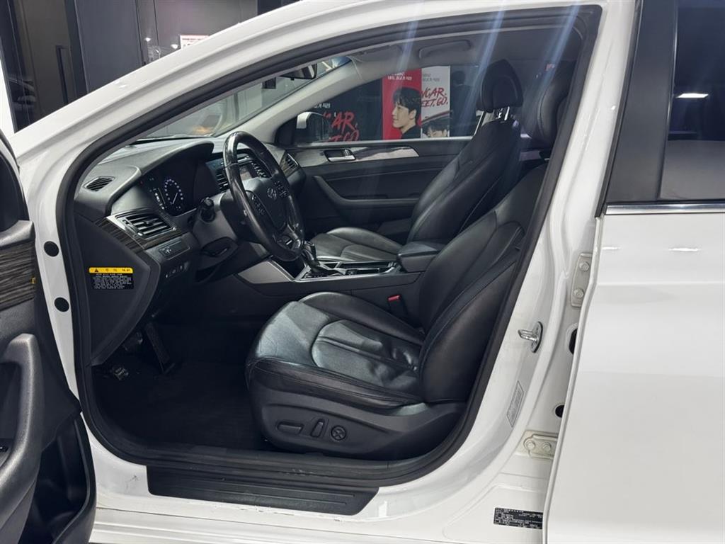 HYUNDAI Sonata - Vista 5