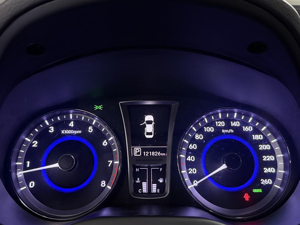 HYUNDAI Grandeur 2014 Blanco - Importación desde Corea - HF Imports Iquique - Foto 13