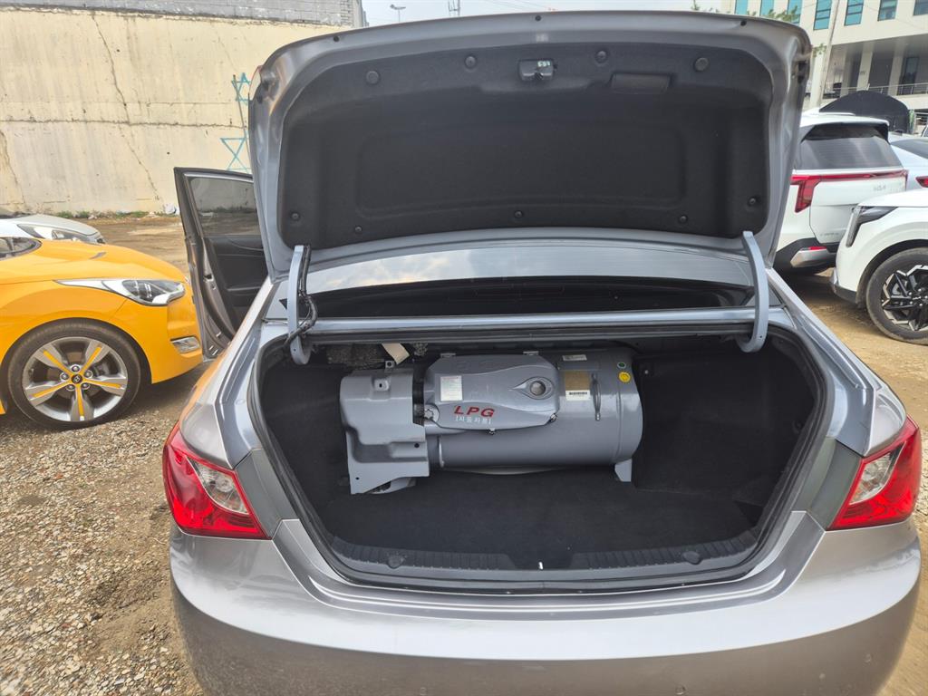 HYUNDAI Sonata 2011 Gris - Importación desde Corea - HF Imports Iquique - Foto 18