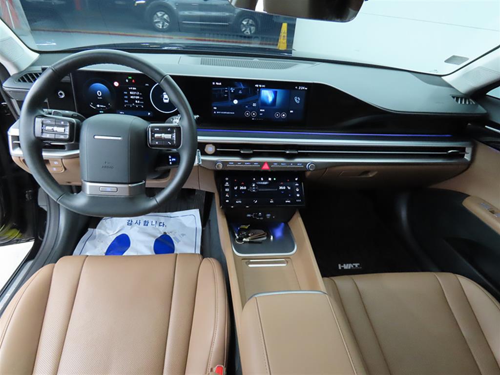 HYUNDAI Grandeur - Vista 7