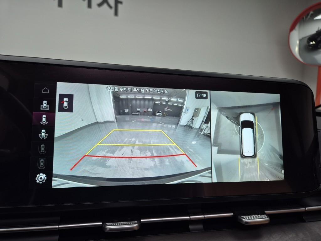 KIA Carnival - Vista 8