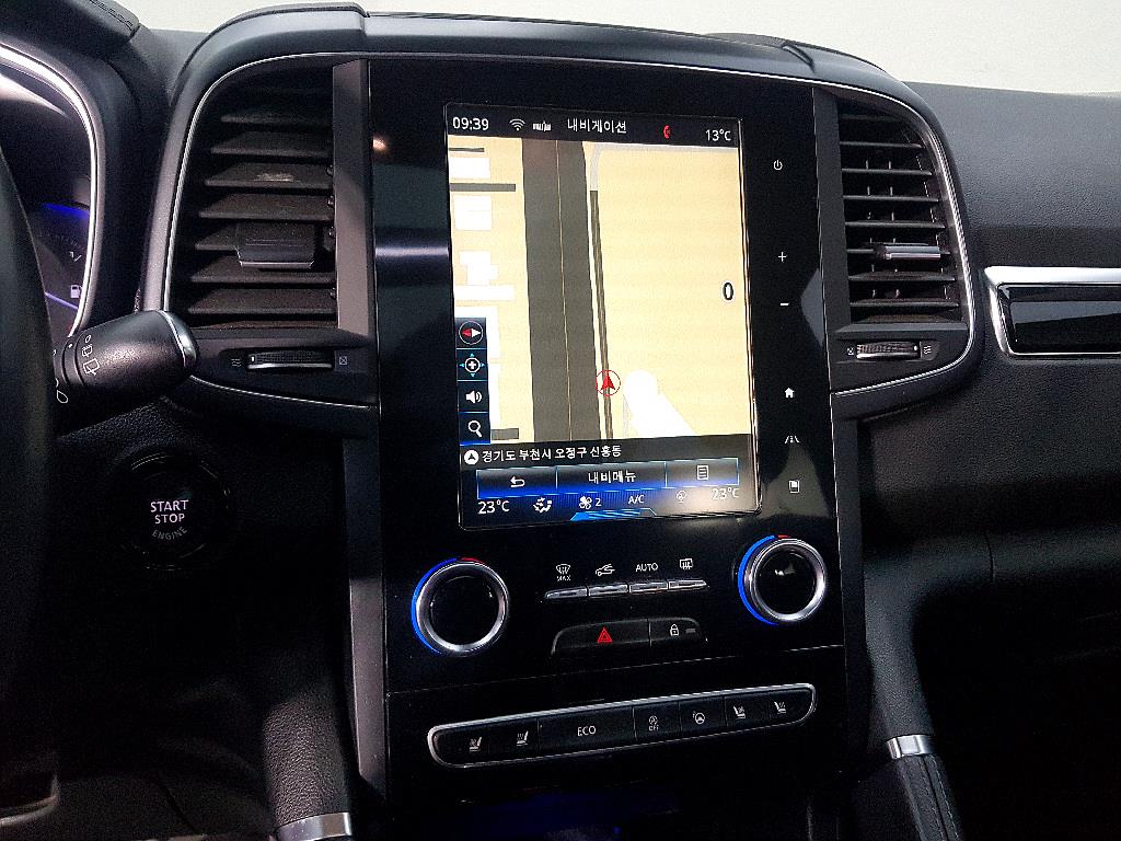 SAMSUNG QM6 - Vista 11