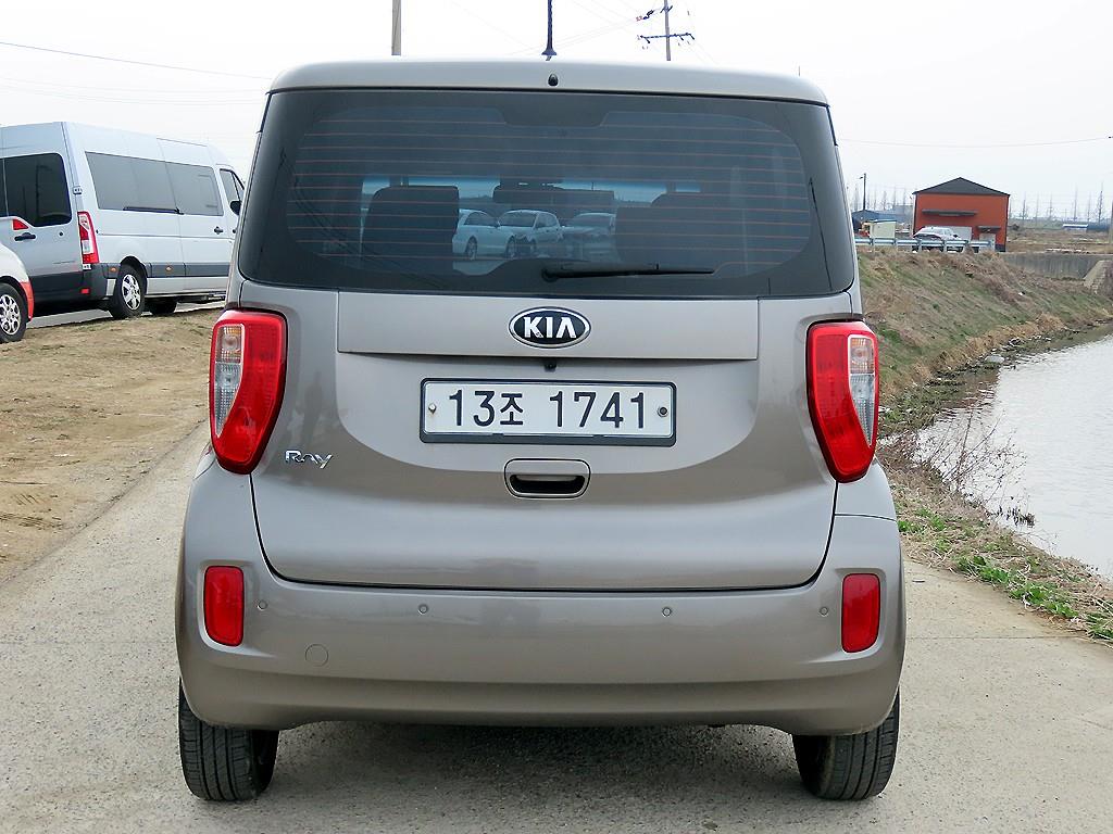 KIA Ray - Vista 4