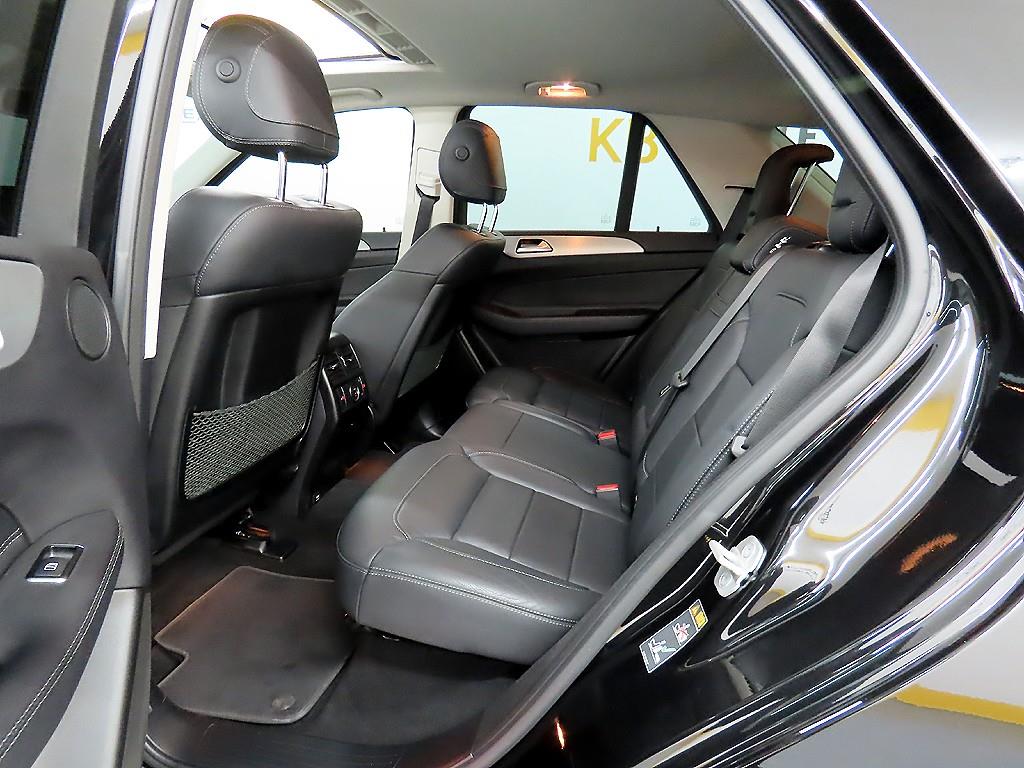 Mercedes Benz GLE Class - Vista 6