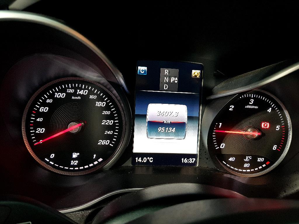 Mercedes Benz C Class - Vista 7