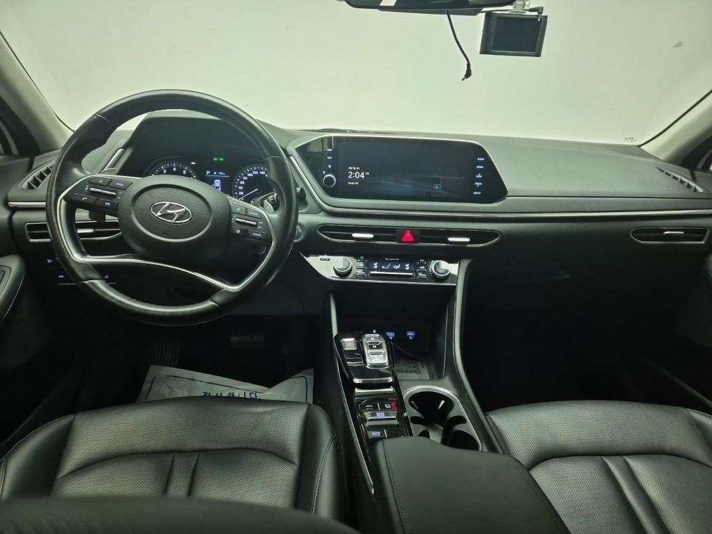 HYUNDAI Sonata - Vista 6