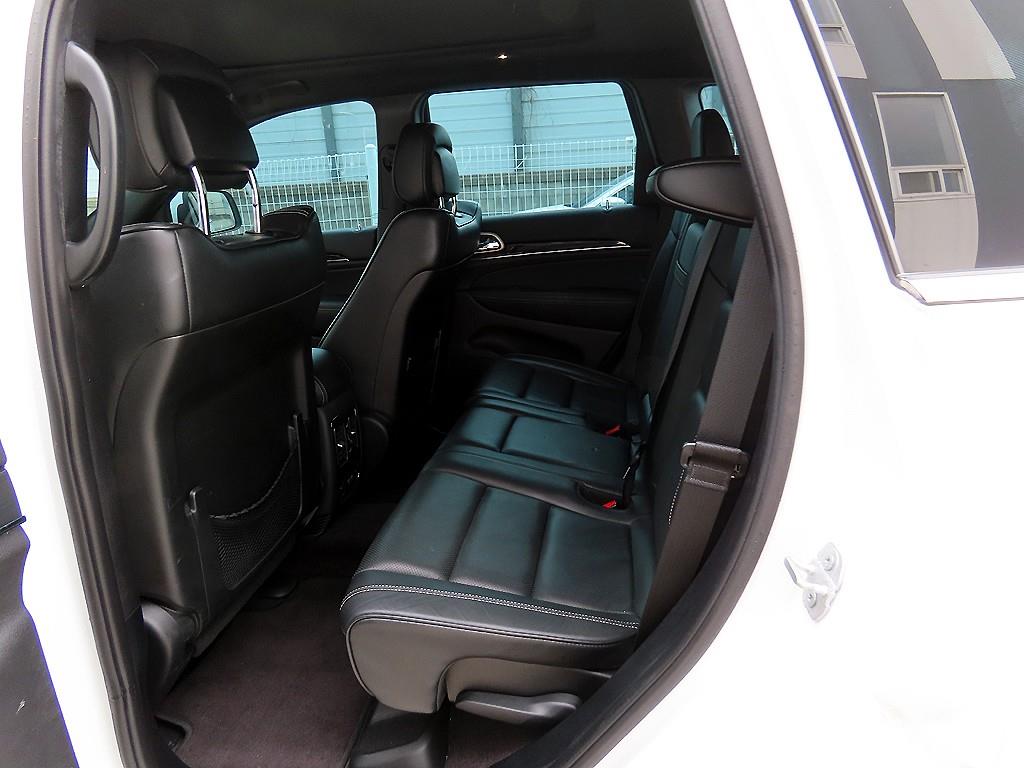 Jeep Cherokee - Vista 6