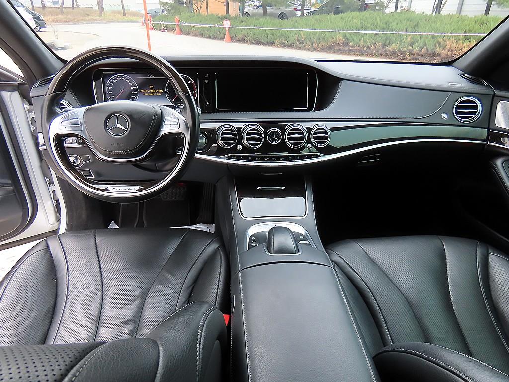 Mercedes Benz S Class - Vista 9