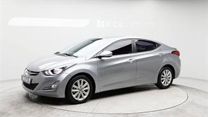 HYUNDAI Avante - Vista 8