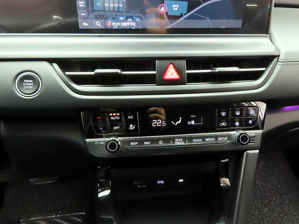 KIA Seltos - Vista 9