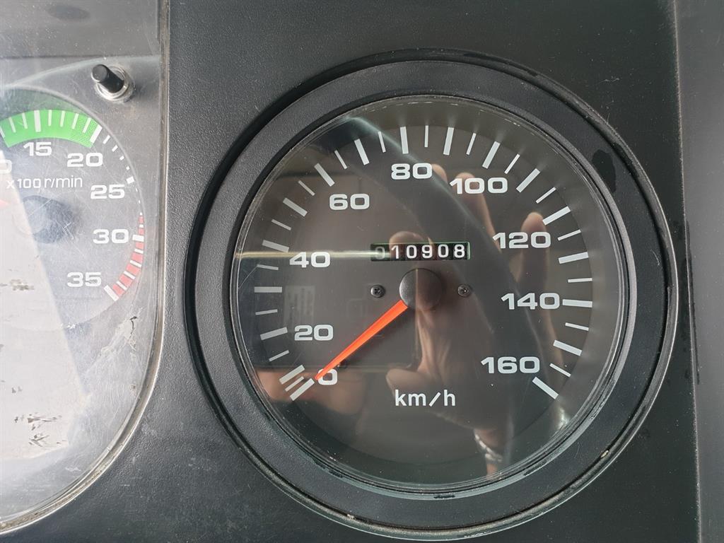 medium and large cargo truck - Vista 8