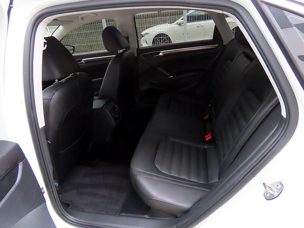 Volkswagen Passat - Vista 6