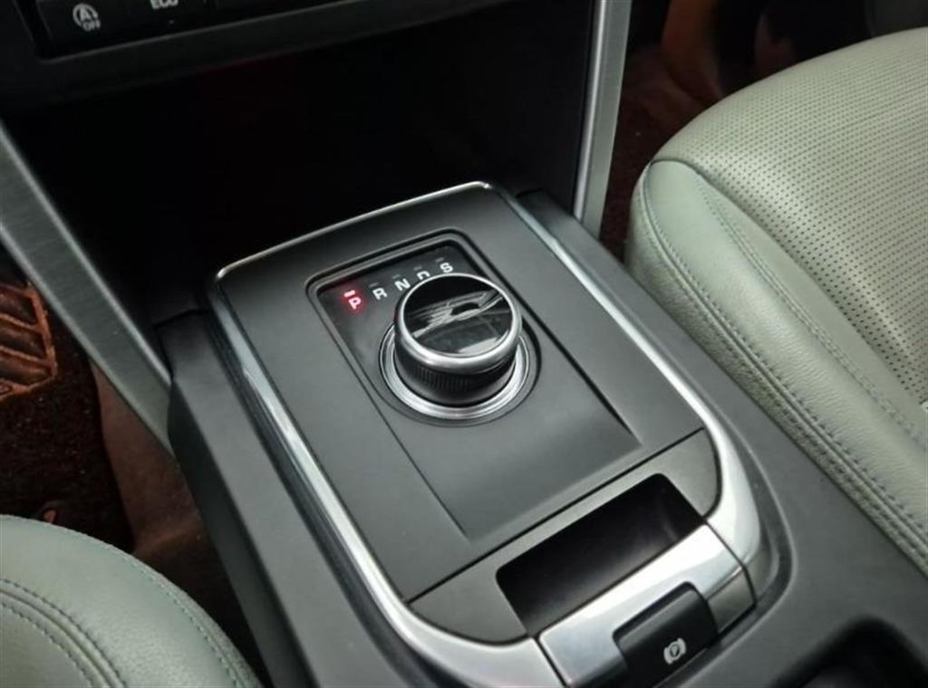 Land Rover Discovery Sports - Vista 8