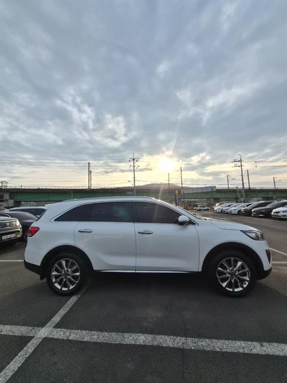 KIA Sorento - Vista 5