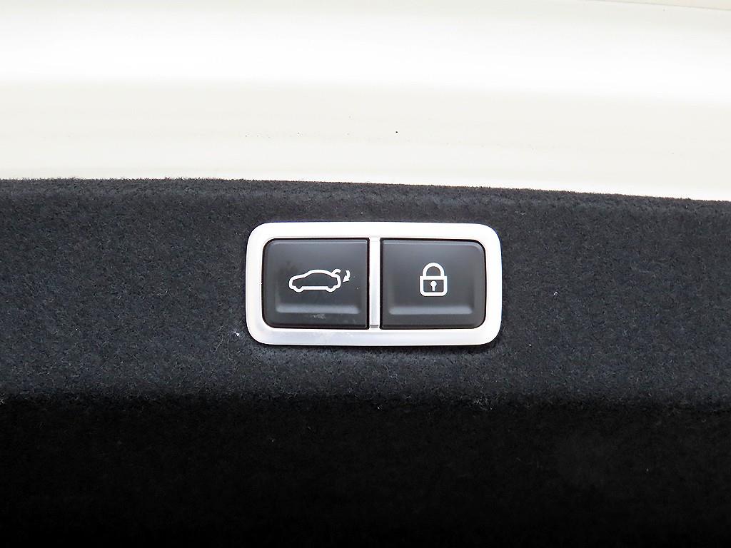 HYUNDAI Grandeur 2023 Blanco - Importación desde Corea - HF Imports Iquique - Foto 15