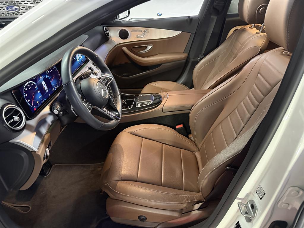 Mercedes Benz E class - Vista 9